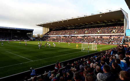 法耶接近加 法耶接近加